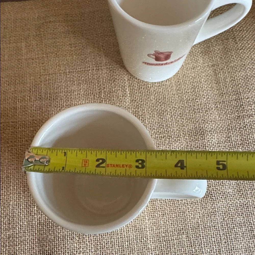 Williams Sonoma Hot Holiday Drinks White Ceramic Mugs Red Accents 10oz Winter